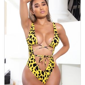 Yellow leopard swimsuit
